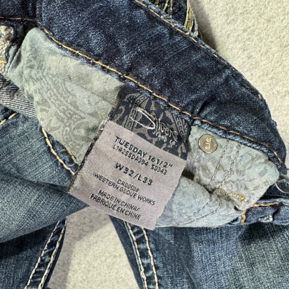 Silver Jeans Womens Tuesday 16 1/2 W32/L33 Medium Denim Wide Stitch Low Rise - Picture 7 of 9
